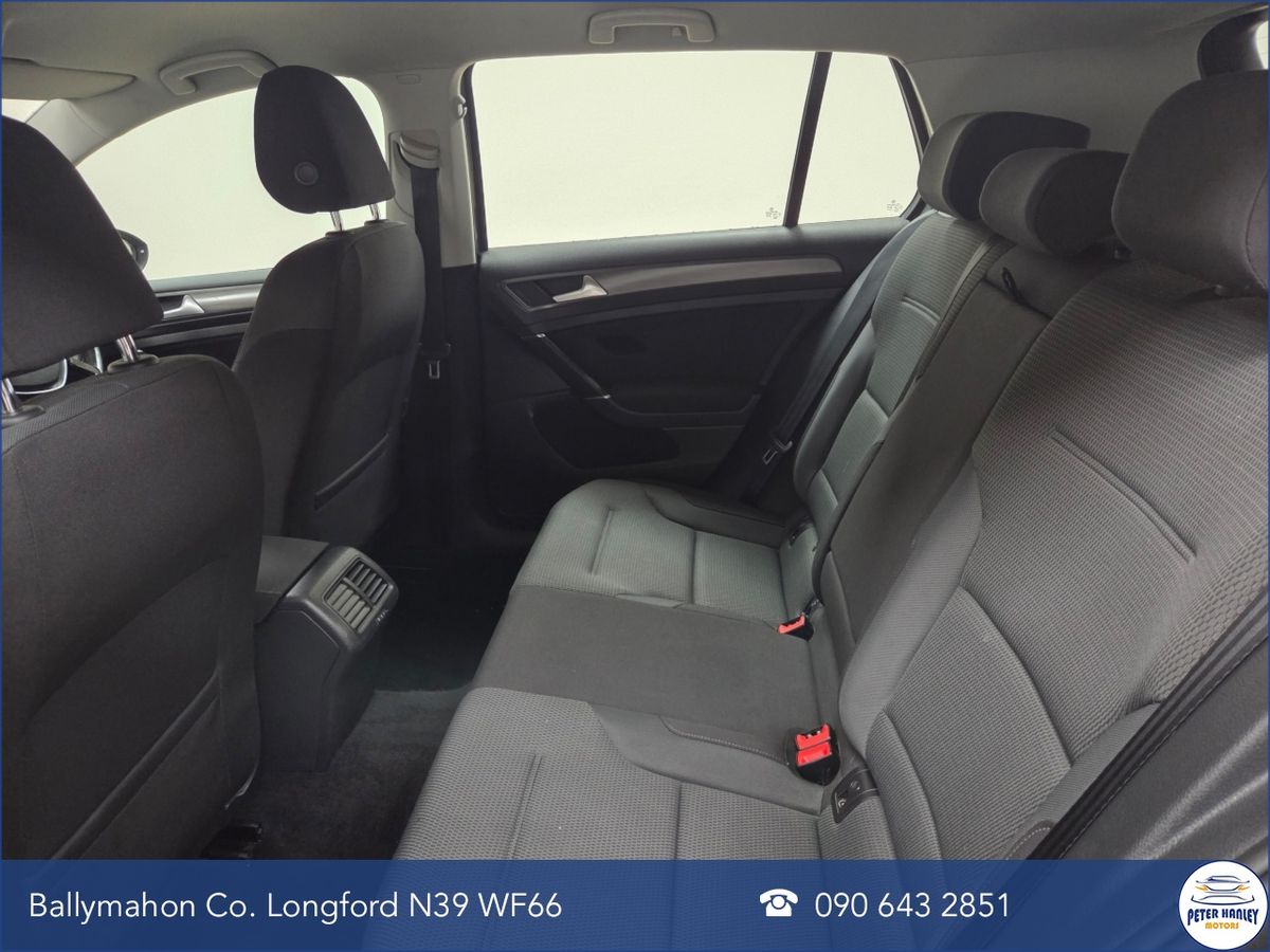 Volkswagen Golf Golf Se Navigation Tsi Bmt  SE Navigation  TSi 125 BlueMotion Start/Stop