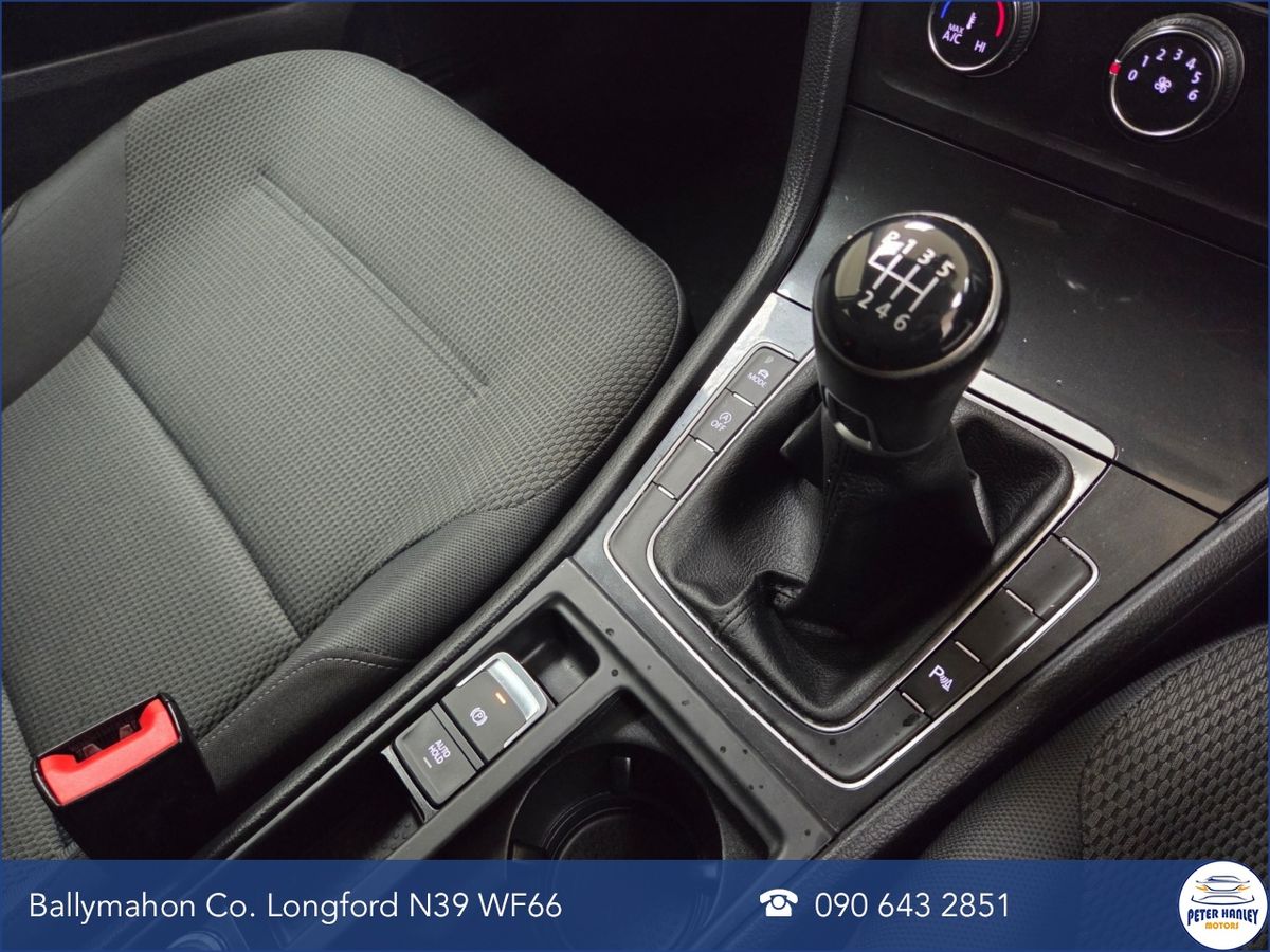 Volkswagen Golf Golf Se Navigation Tsi Bmt  SE Navigation  TSi 125 BlueMotion Start/Stop