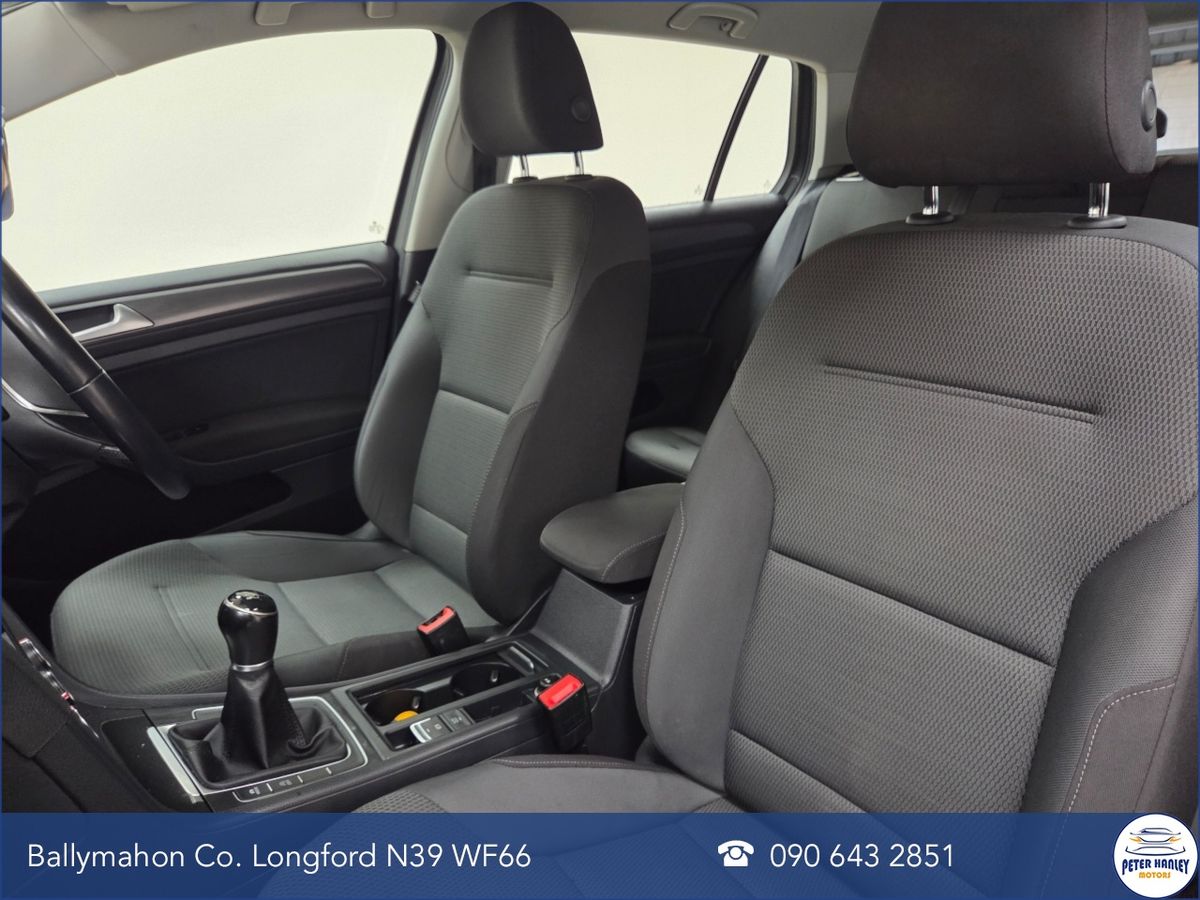 Volkswagen Golf Golf Se Navigation Tsi Bmt  SE Navigation  TSi 125 BlueMotion Start/Stop