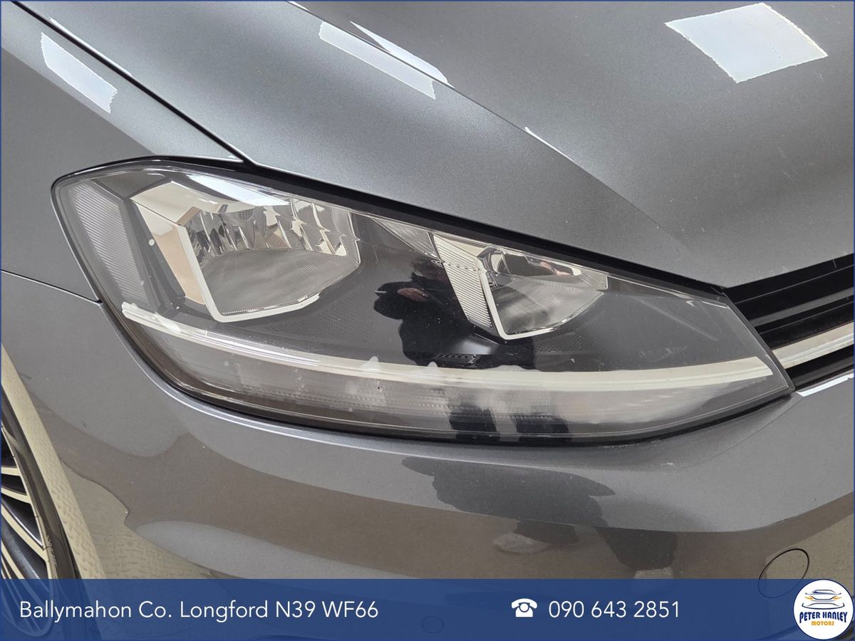 Volkswagen Golf Golf Se Navigation Tsi Bmt  SE Navigation  TSi 125 BlueMotion Start/Stop