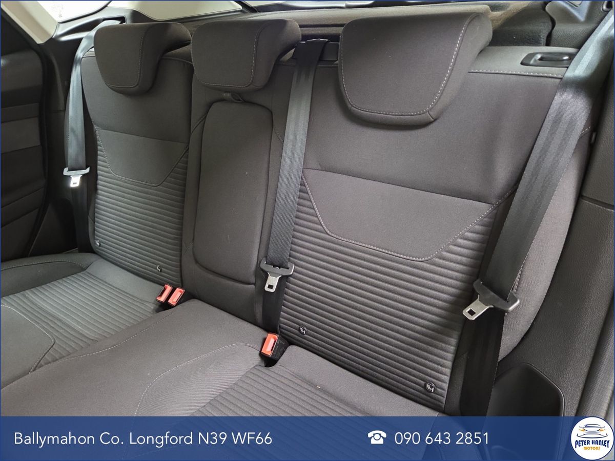 Ford Focus Focus Titanium Tdci  Titanium Navigation  1.5 TDCi 120 Start/Stop