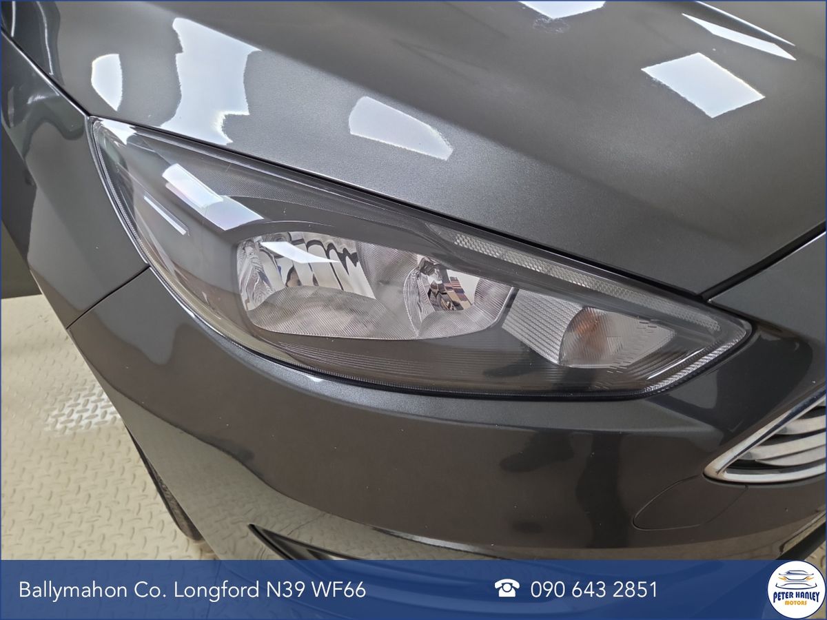 Ford Focus Focus Titanium Tdci  Titanium Navigation  1.5 TDCi 120 Start/Stop