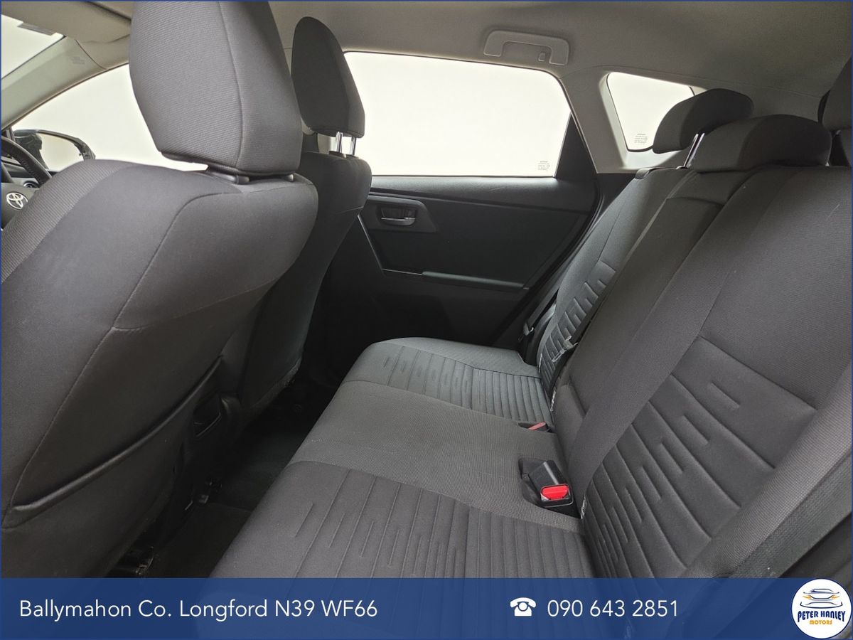 Toyota Auris 1.4 D-4D (90) 5Dr Luna