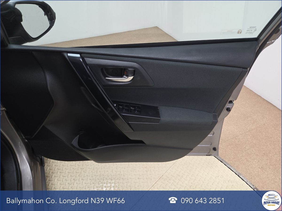 Toyota Auris 1.4 D-4D (90) 5Dr Luna