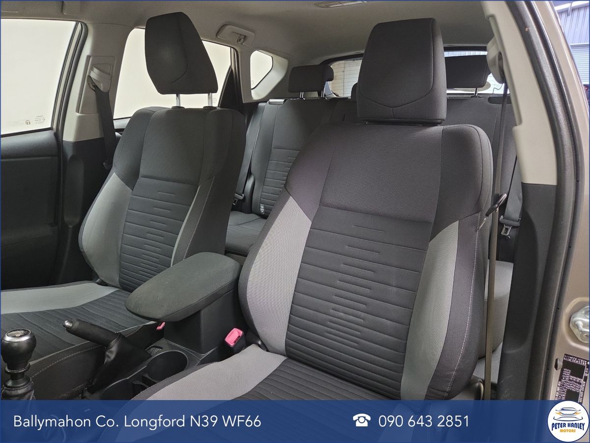 Toyota Auris 1.4 D-4D (90) 5Dr Luna