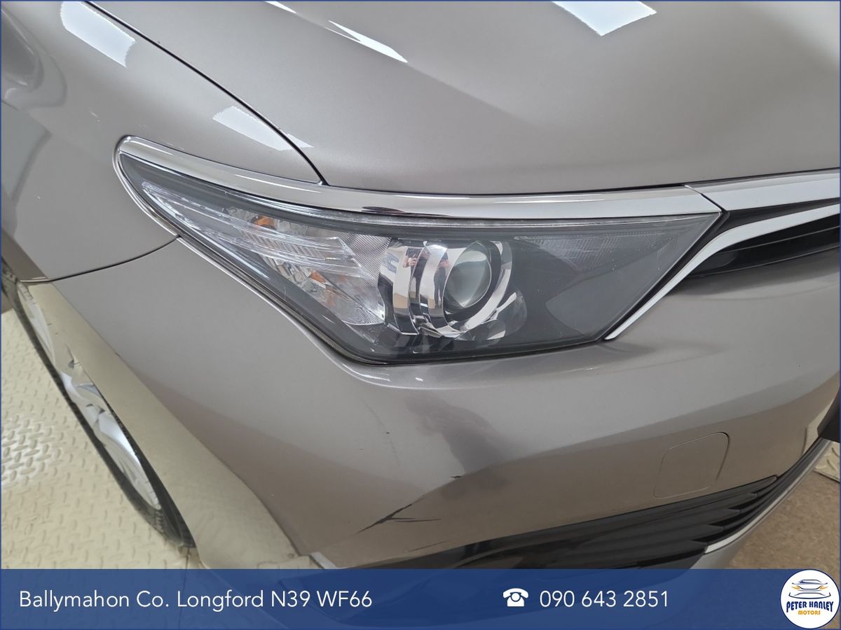 Toyota Auris 1.4 D-4D (90) 5Dr Luna