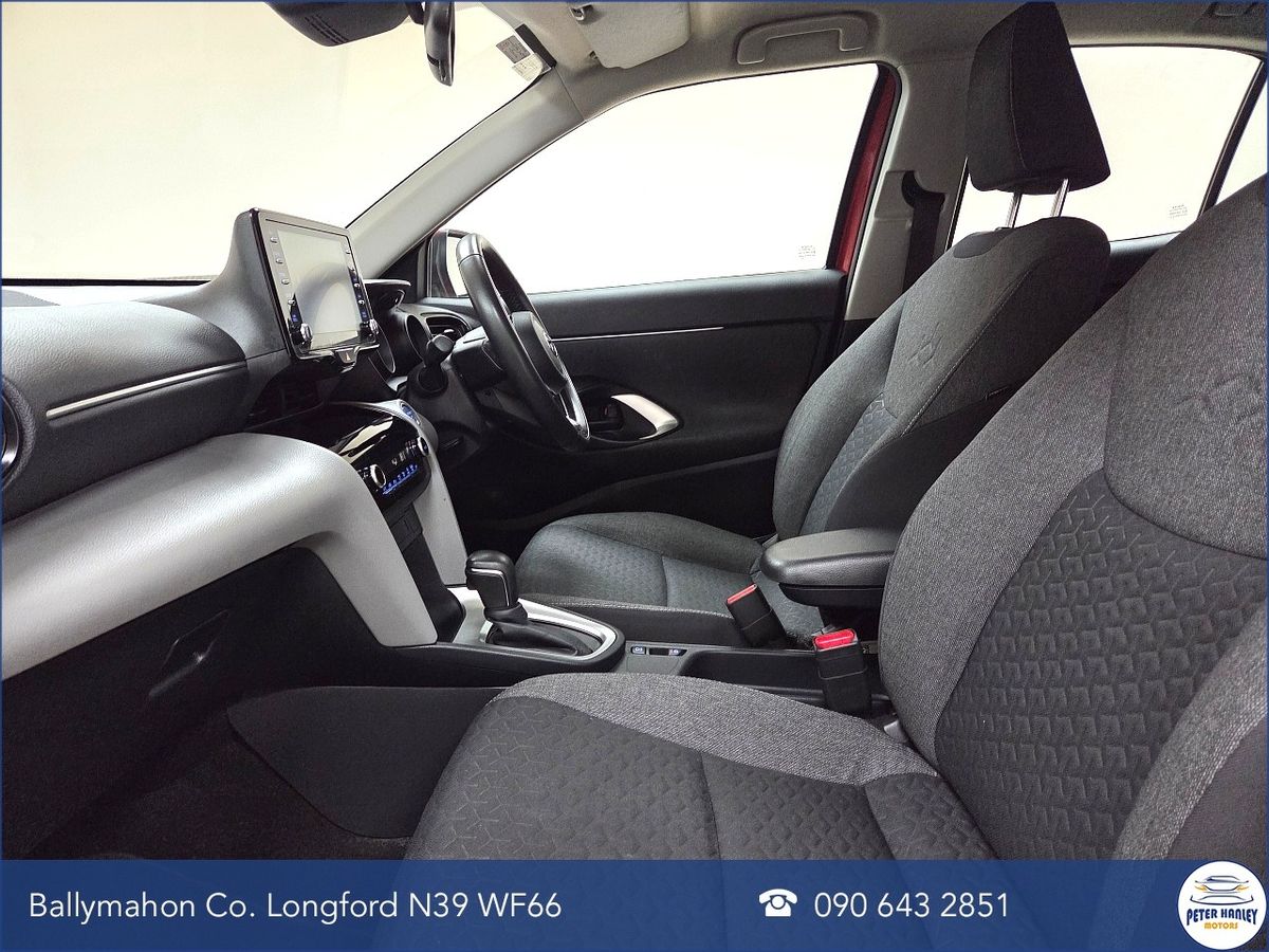 Toyota Yaris Cross 1.5 Hybrid CVT Luna