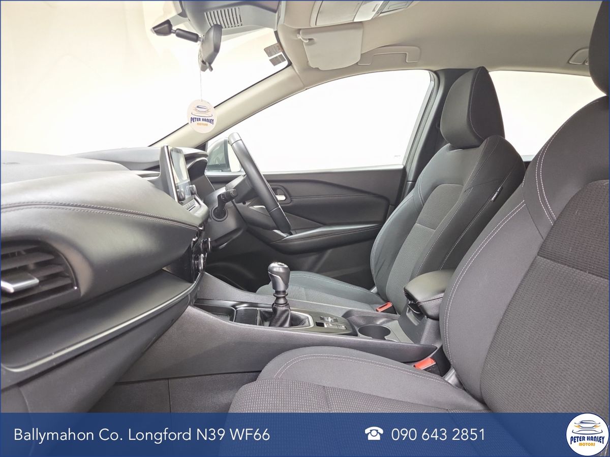 Nissan Qashqai 1.3 PET MILD HYBRID SV