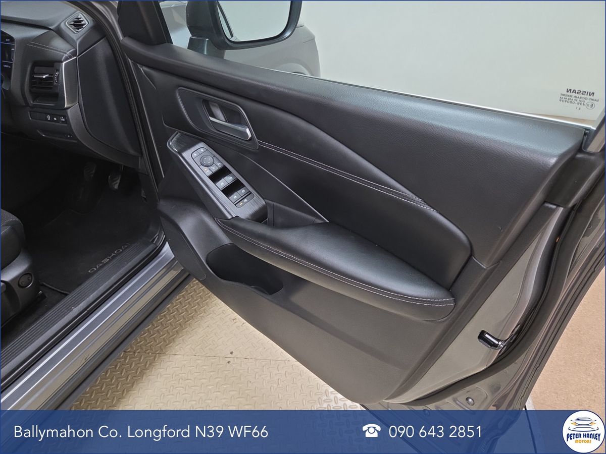 Nissan Qashqai 1.3 PET MILD HYBRID SV