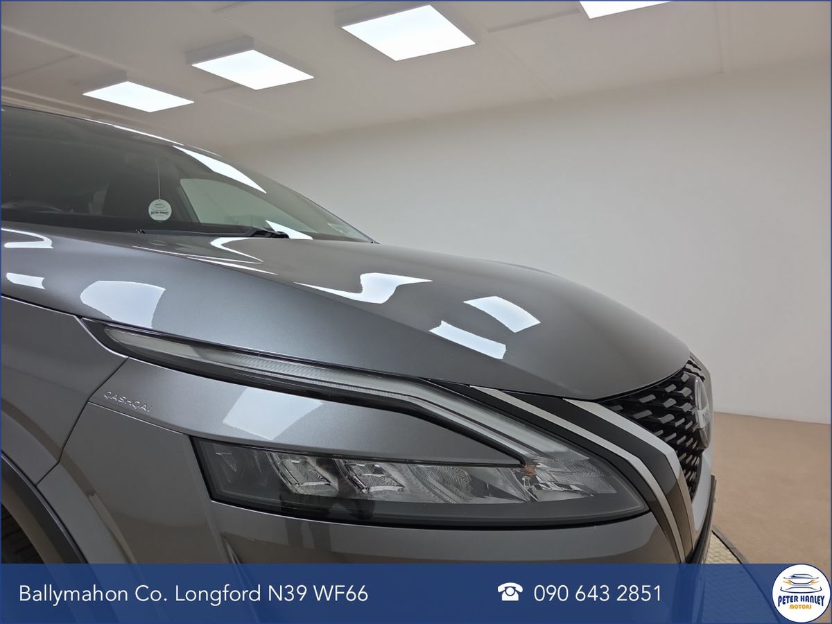 Nissan Qashqai 1.3 PET MILD HYBRID SV