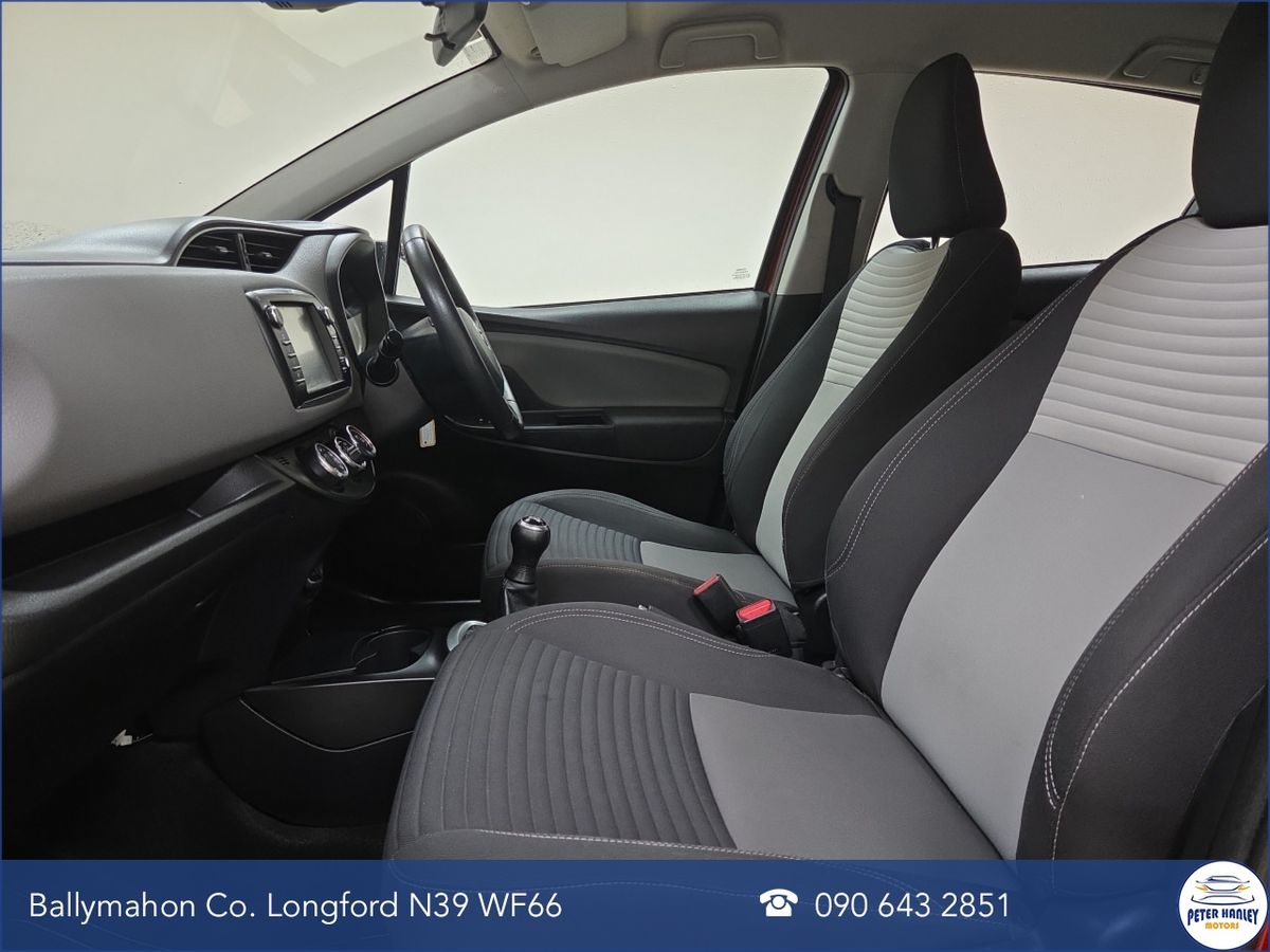 Toyota Yaris 1.0 VVT-i 5Dr Luna