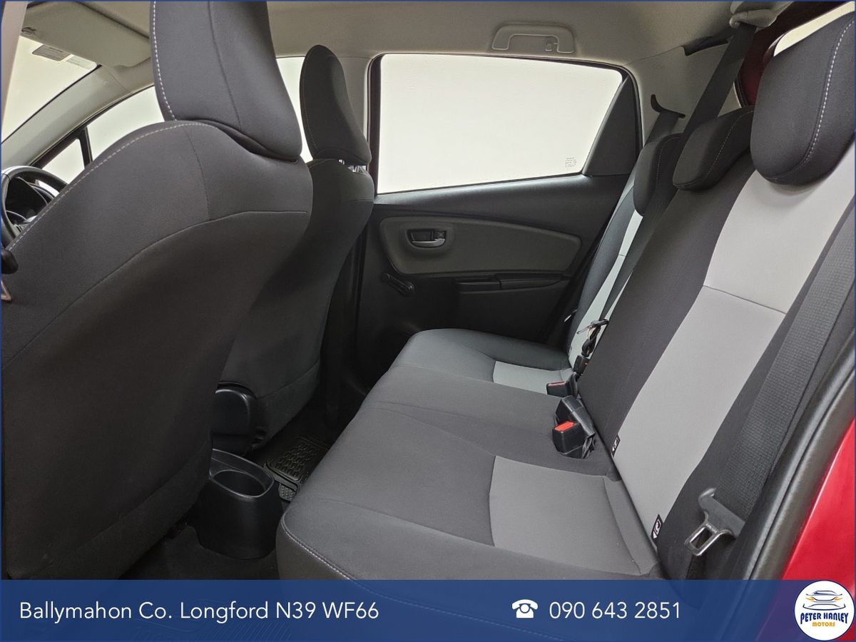 Toyota Yaris 1.0 VVT-i 5Dr Luna