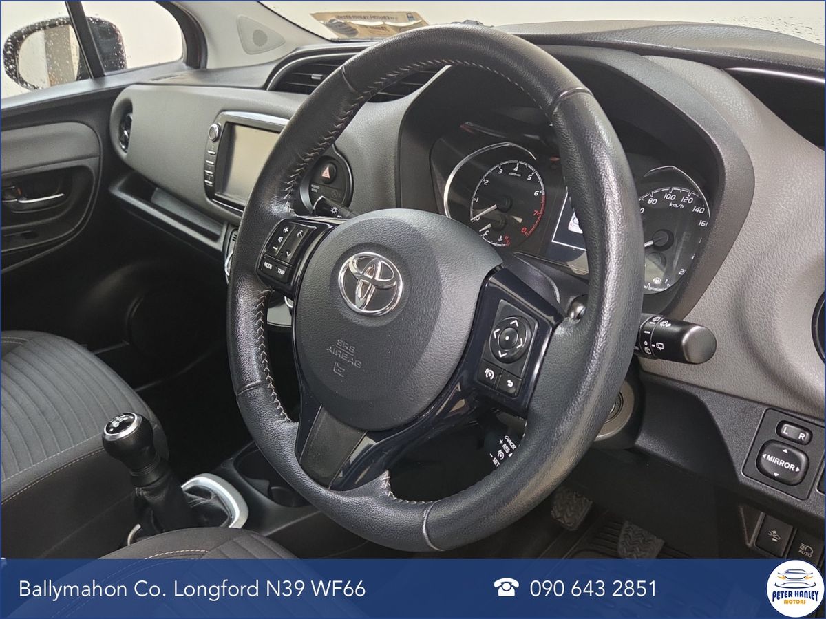 Toyota Yaris 1.0 VVT-i 5Dr Luna