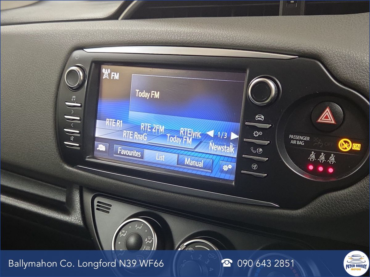 Toyota Yaris 1.0 VVT-i 5Dr Luna