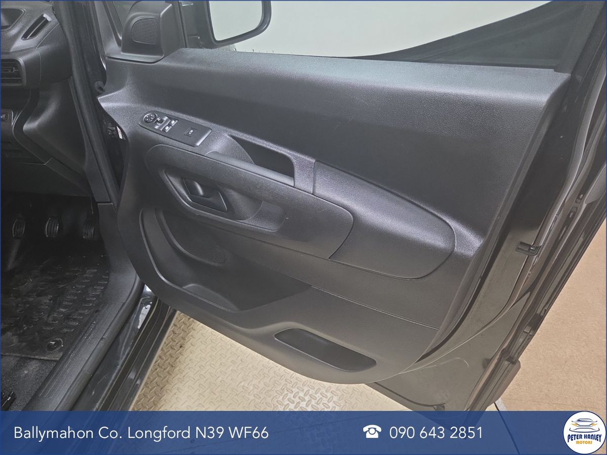 Citroen Berlingo Berlingo 1000 Eprise Pro Bhdi  1000 Enterprise Pro  M 1.5 BlueHDi 100 L1H1 Start/Stop