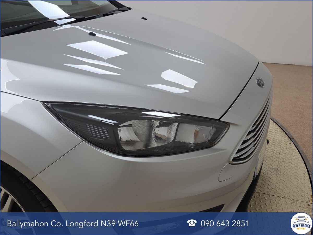 Ford Focus Focus Zetec Edition Tdci  Zetec Edition  1.5 TDCi 120 Start/Stop