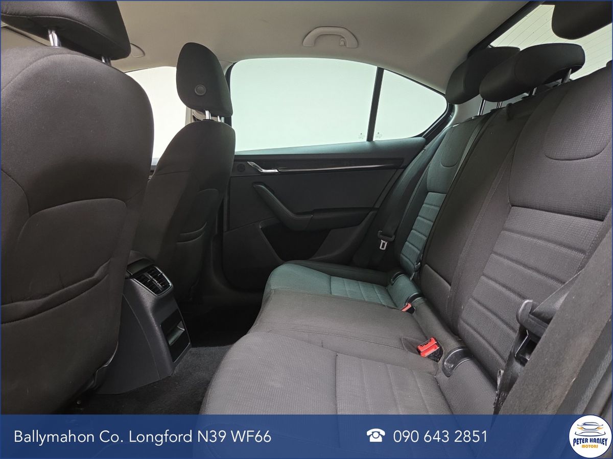 Skoda Octavia STYLE 1.6TDI 90HP