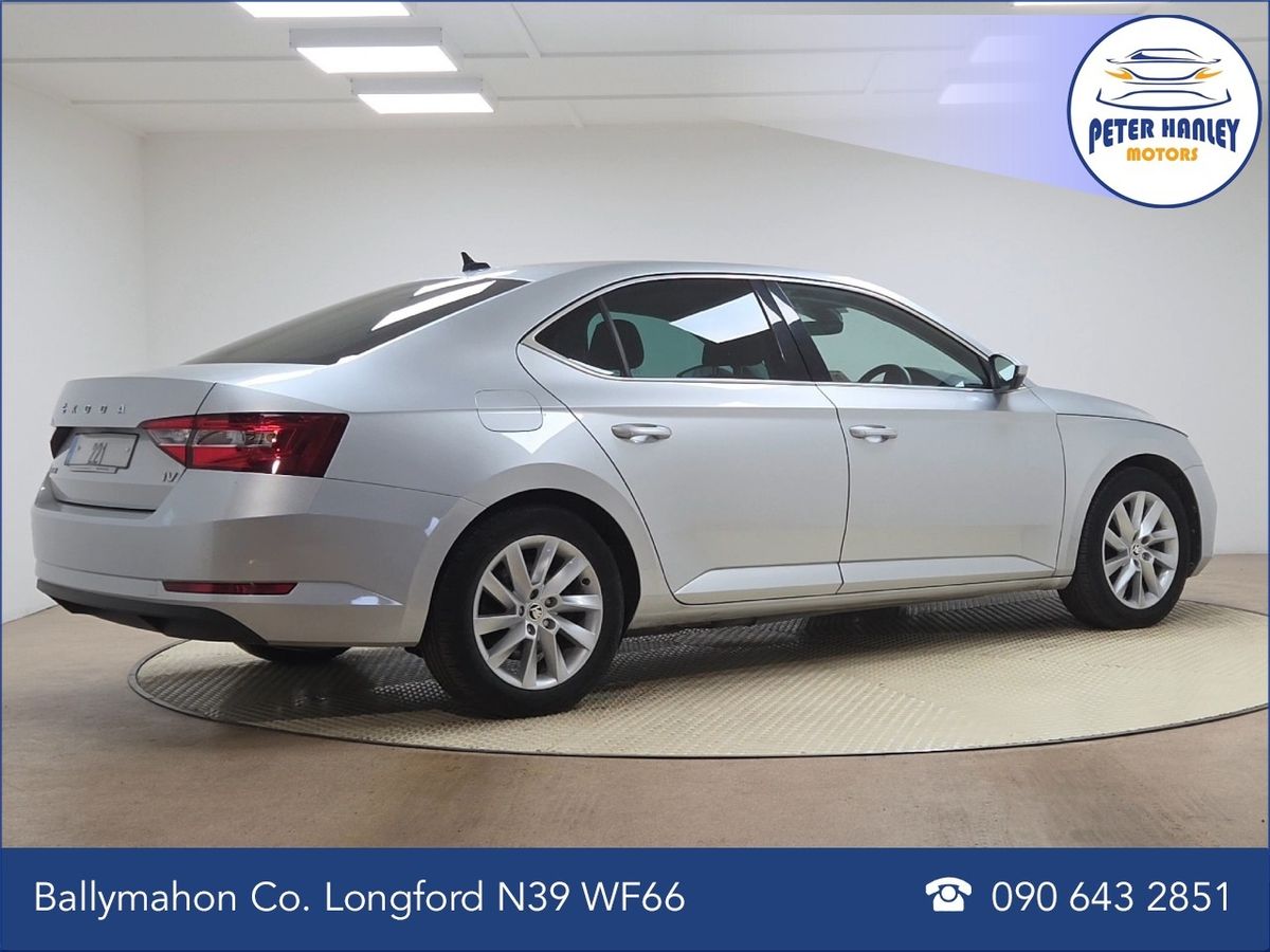 Skoda Superb Superb Se Tech Iv Phev S-A  SE Technology  TSi 218 13kWh PHEV DSG6 Auto Start/Stop
