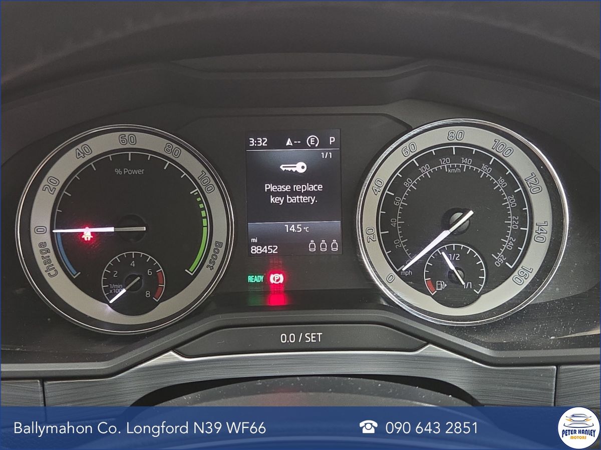 Skoda Superb Superb Se Tech Iv Phev S-A  SE Technology  TSi 218 13kWh PHEV DSG6 Auto Start/Stop