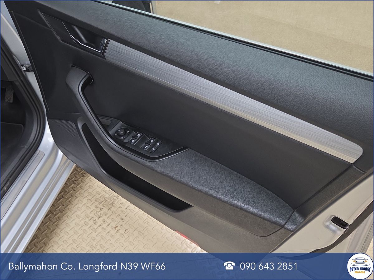 Skoda Superb Superb Se Tech Iv Phev S-A  SE Technology  TSi 218 13kWh PHEV DSG6 Auto Start/Stop