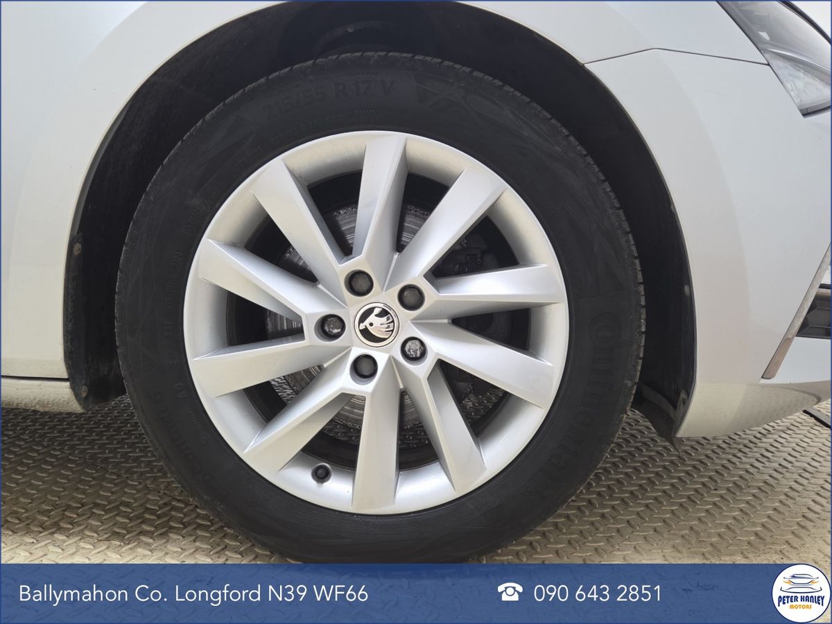 Skoda Superb Superb Se Tech Iv Phev S-A  SE Technology  TSi 218 13kWh PHEV DSG6 Auto Start/Stop