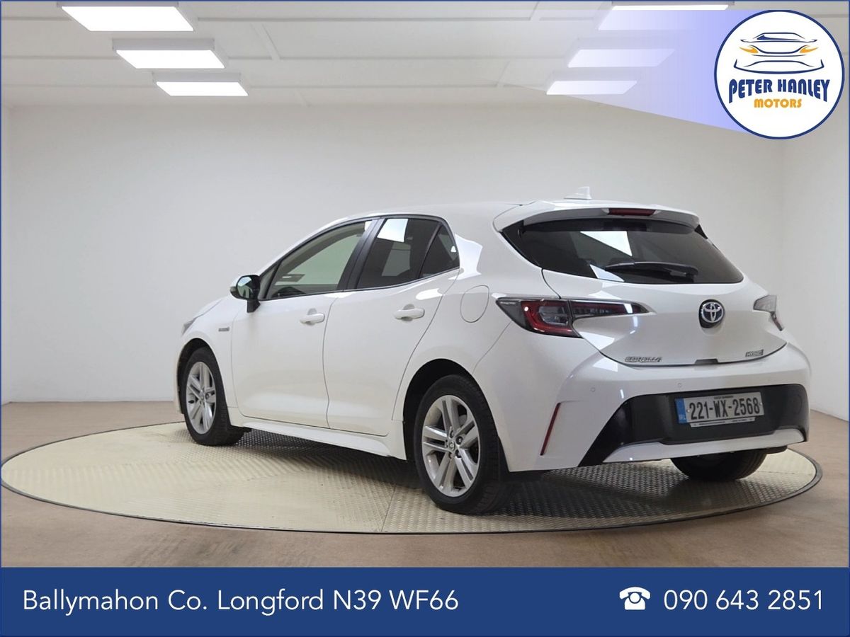 Toyota Corolla 1.8 Hybrid Luna Hatchback