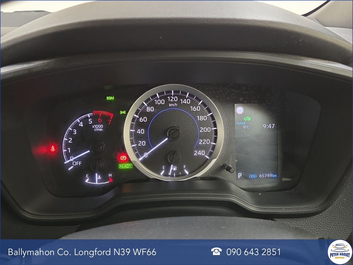 Toyota Corolla 1.8 Hybrid Luna Hatchback