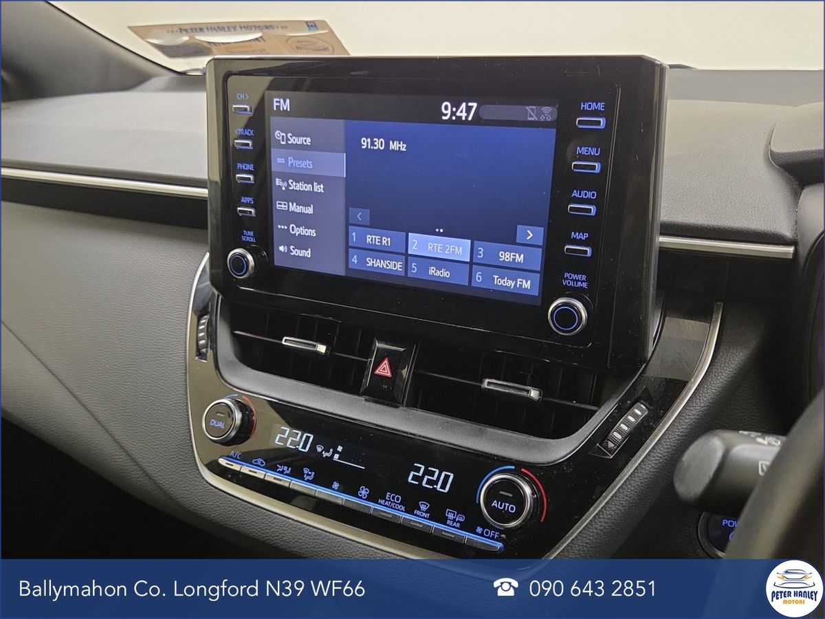 Toyota Corolla 1.8 Hybrid Luna Hatchback