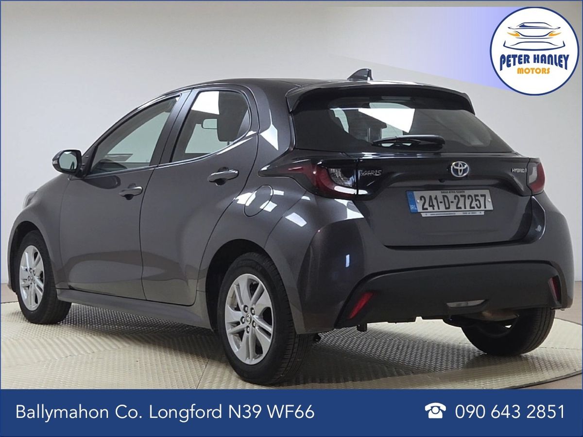 Toyota Yaris Yaris Hybrid Luna