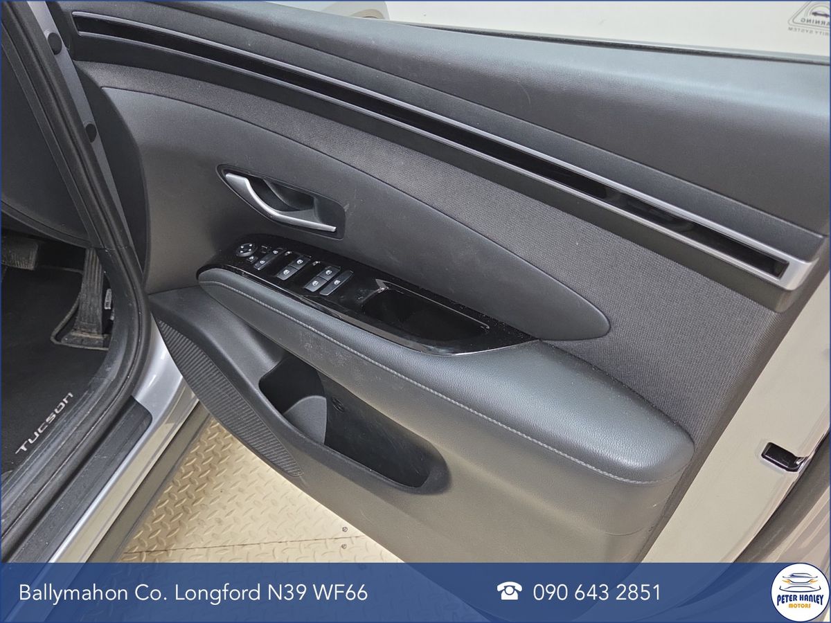 Hyundai Tucson 2WD Executive HEV Auto