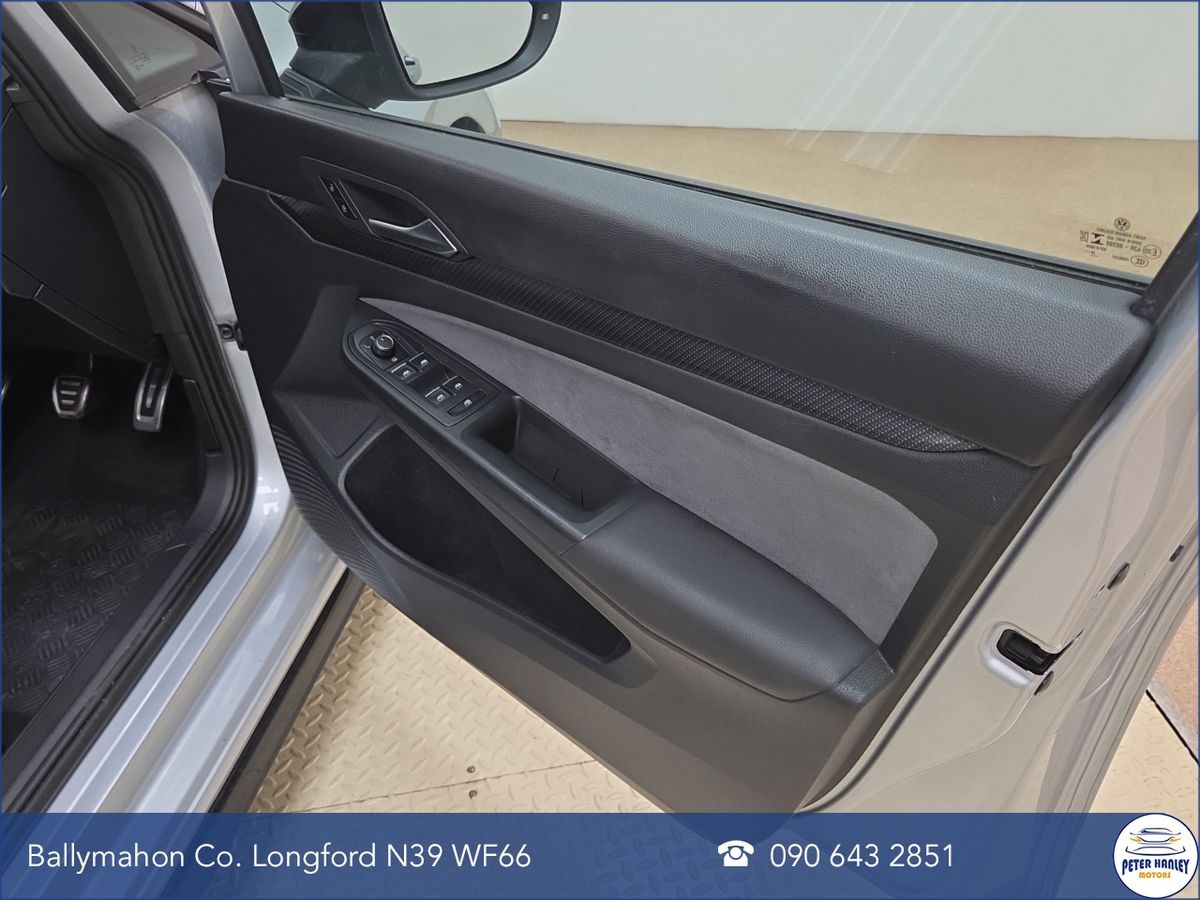 Volkswagen Golf Golf R-Line Tsi  R-Line  1.5 TSi EVO 150 Start/Stop