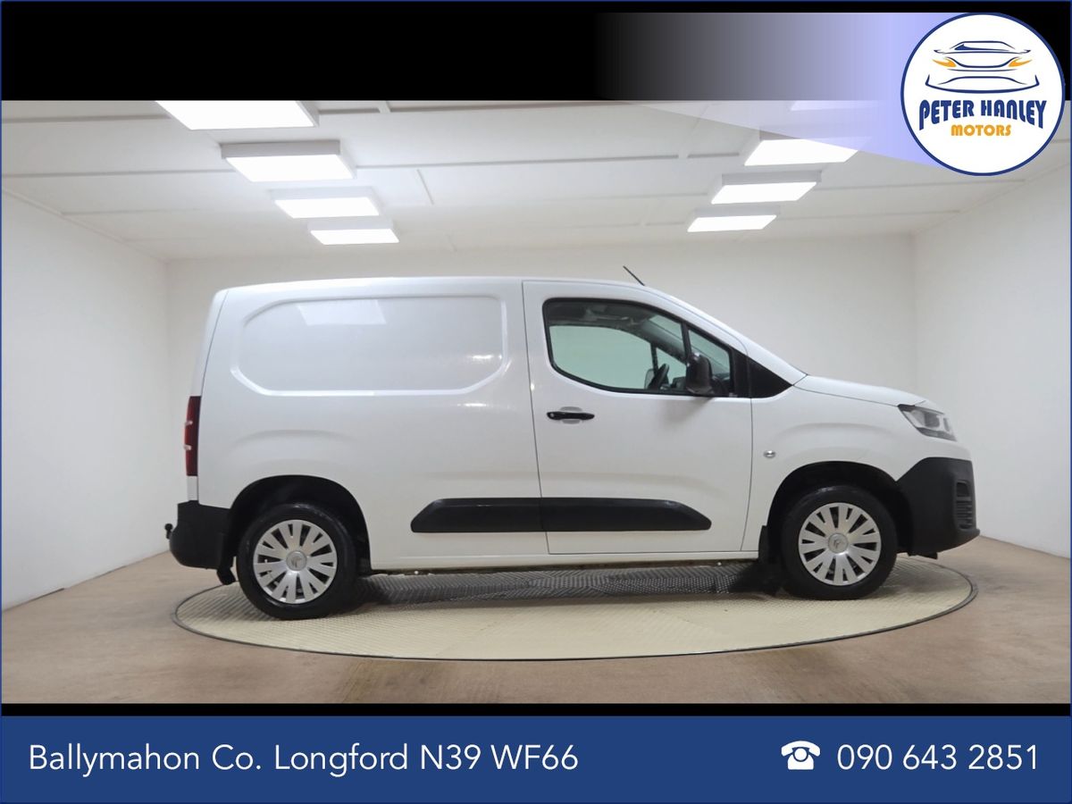 Citroen Berlingo TOUCH BlueHDi 100 S&S MWB 5 seats