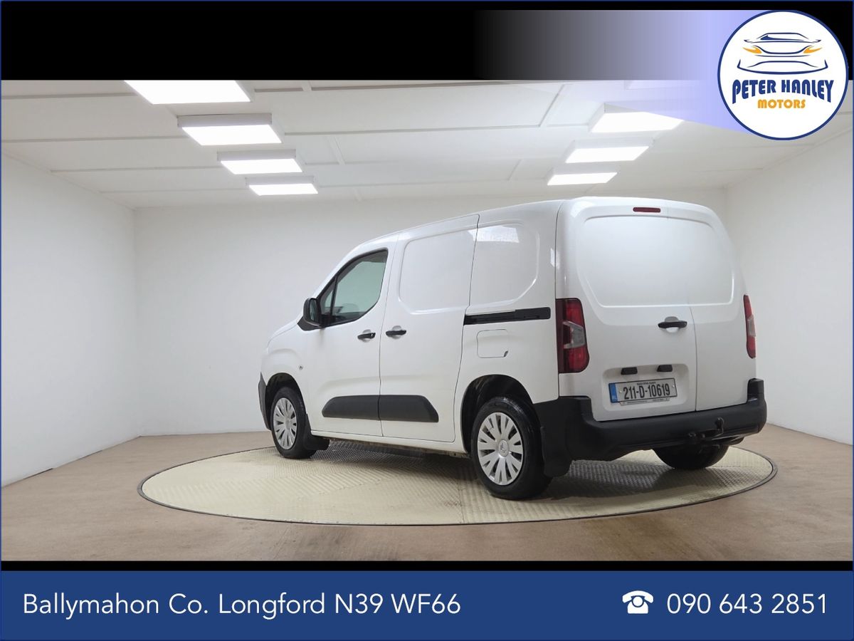 Citroen Berlingo TOUCH BlueHDi 100 S&S MWB 5 seats