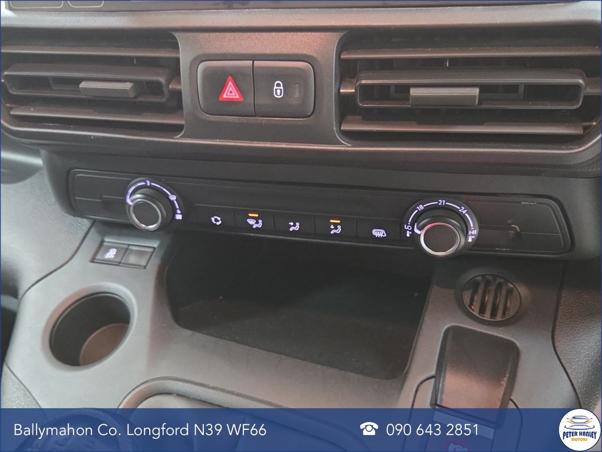Citroen Berlingo TOUCH BlueHDi 100 S&S MWB 5 seats