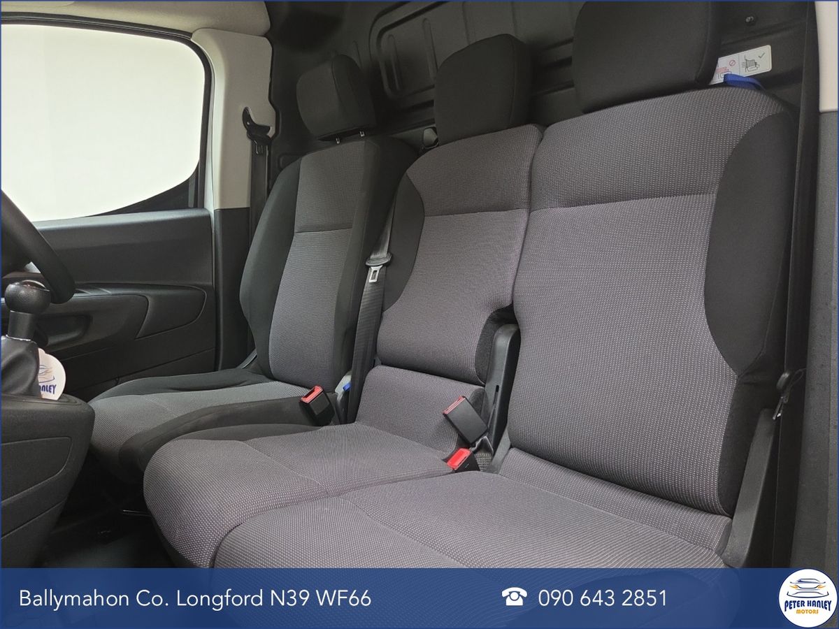 Citroen Berlingo TOUCH BlueHDi 100 S&S MWB 5 seats