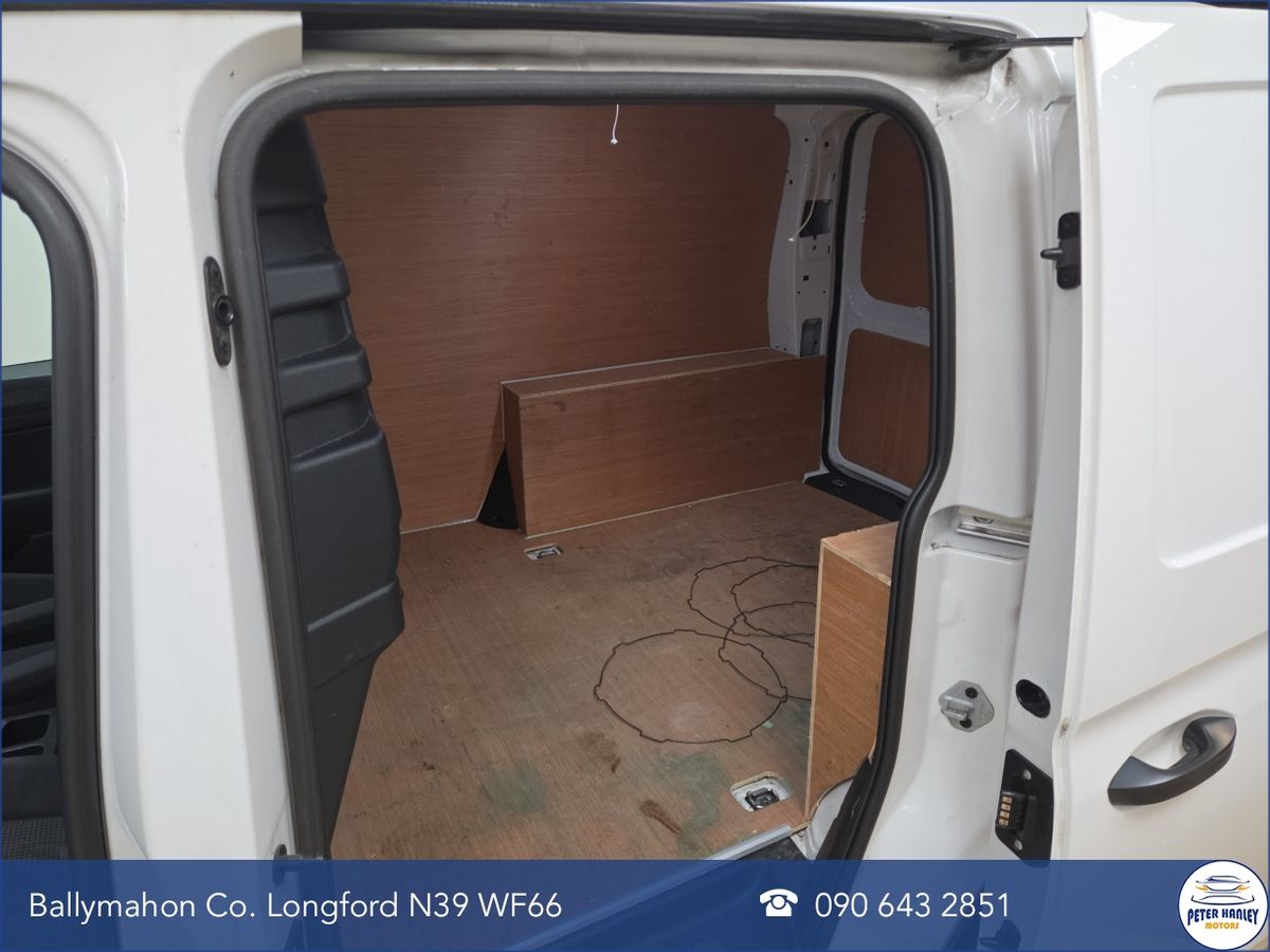 Volkswagen Caddy CADDY CARGO TDI 75BHP  M6F 5DR