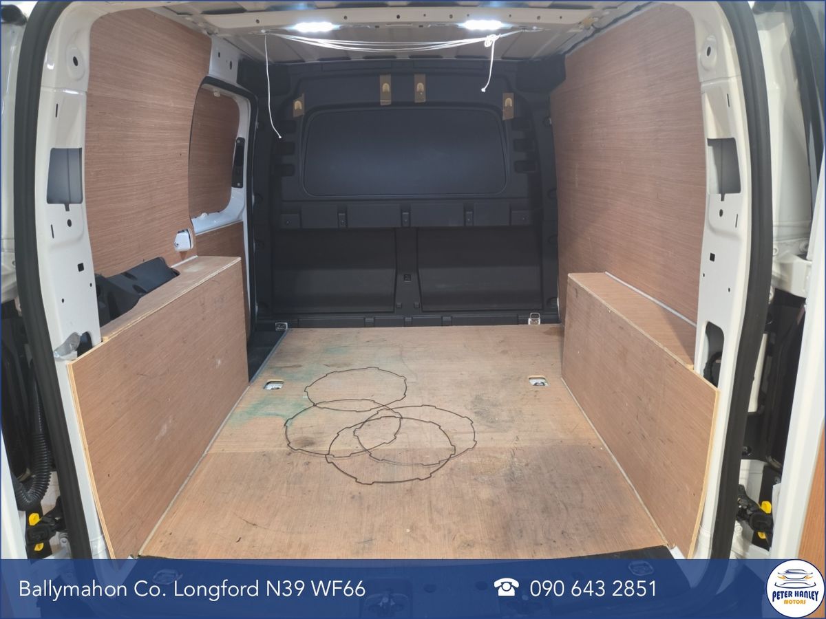 Volkswagen Caddy CADDY CARGO TDI 75BHP  M6F 5DR