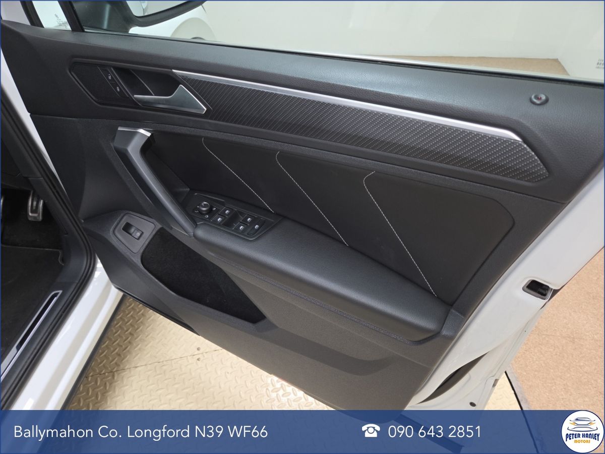 Volkswagen Tiguan Tiguan R-Line Tsi Phev S-A  R-Line  TSi eHybrid 245 DSG Auto 2WD Start/Stop