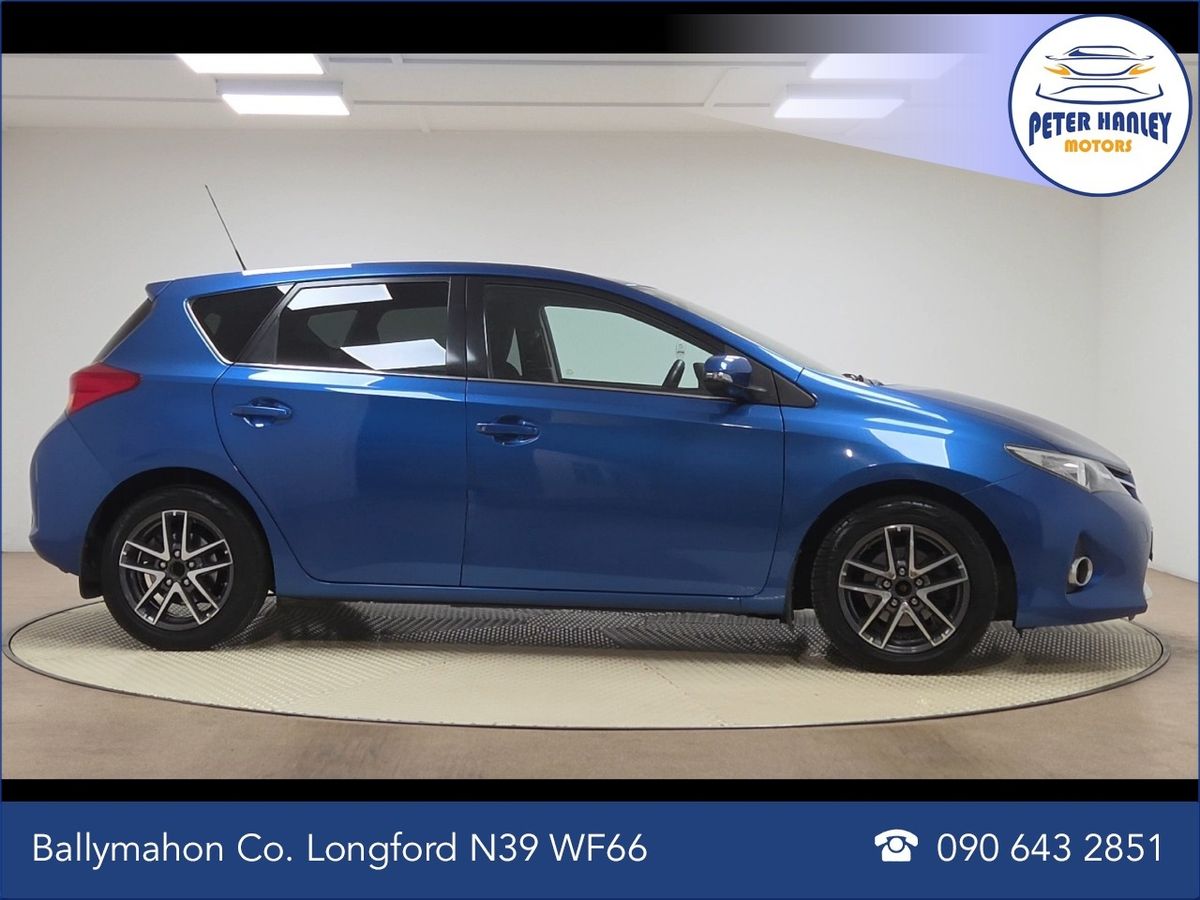 Toyota Auris D-4D 90 (1.4) 5Dr Luna