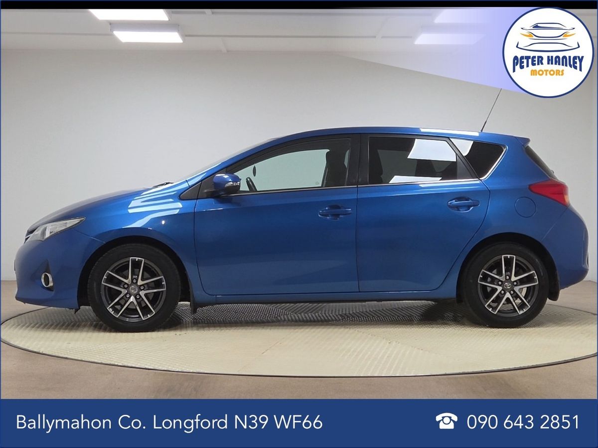 Toyota Auris D-4D 90 (1.4) 5Dr Luna