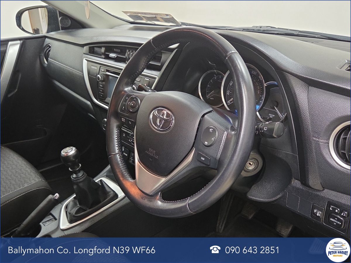 Toyota Auris D-4D 90 (1.4) 5Dr Luna