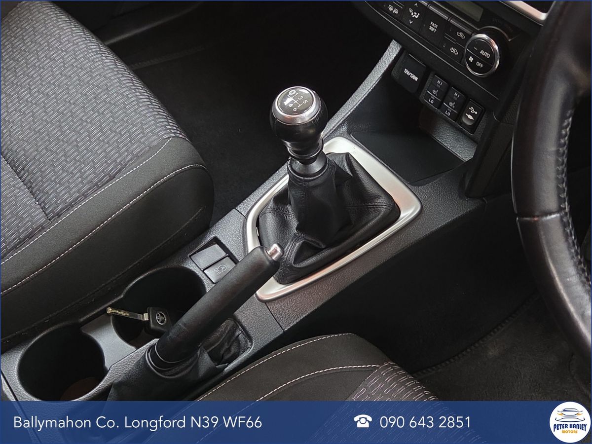Toyota Auris D-4D 90 (1.4) 5Dr Luna