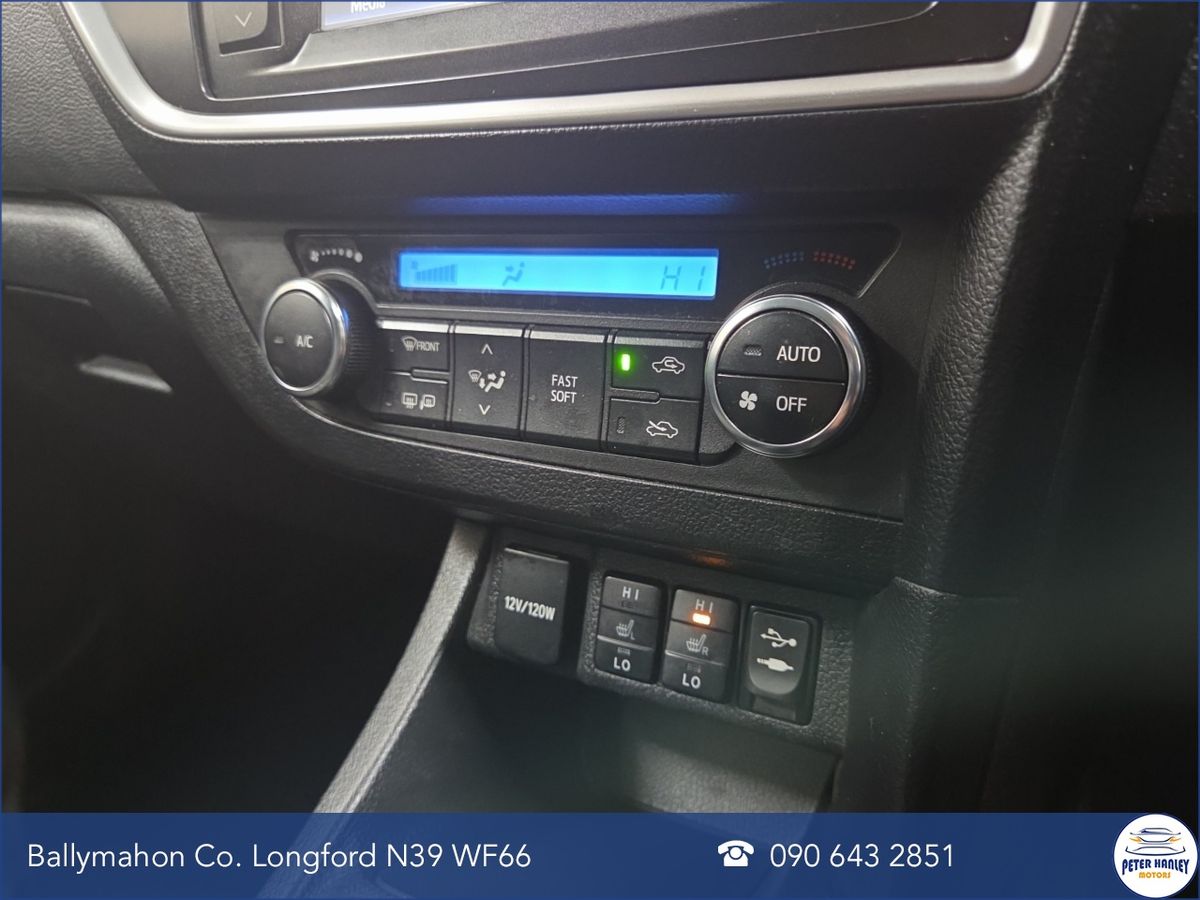 Toyota Auris D-4D 90 (1.4) 5Dr Luna