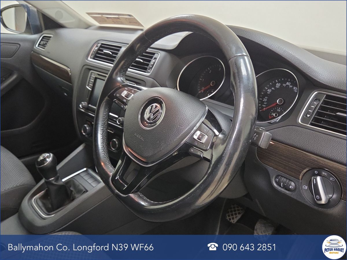 Volkswagen Jetta Jetta Se Bluemotion Tech Tdi  SE  TDi 110 BlueMotion Start/Stop