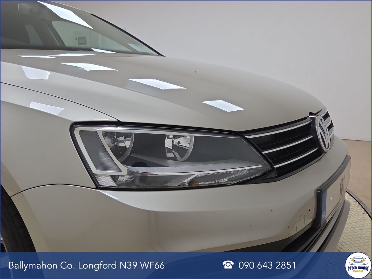 Volkswagen Jetta Jetta Se Bluemotion Tech Tdi  SE  TDi 110 BlueMotion Start/Stop