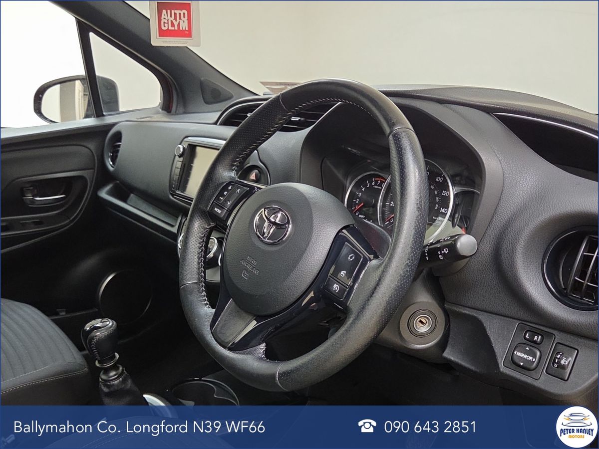 Toyota Yaris Yaris Design Vvt-I  Design  1.33 VVT-i