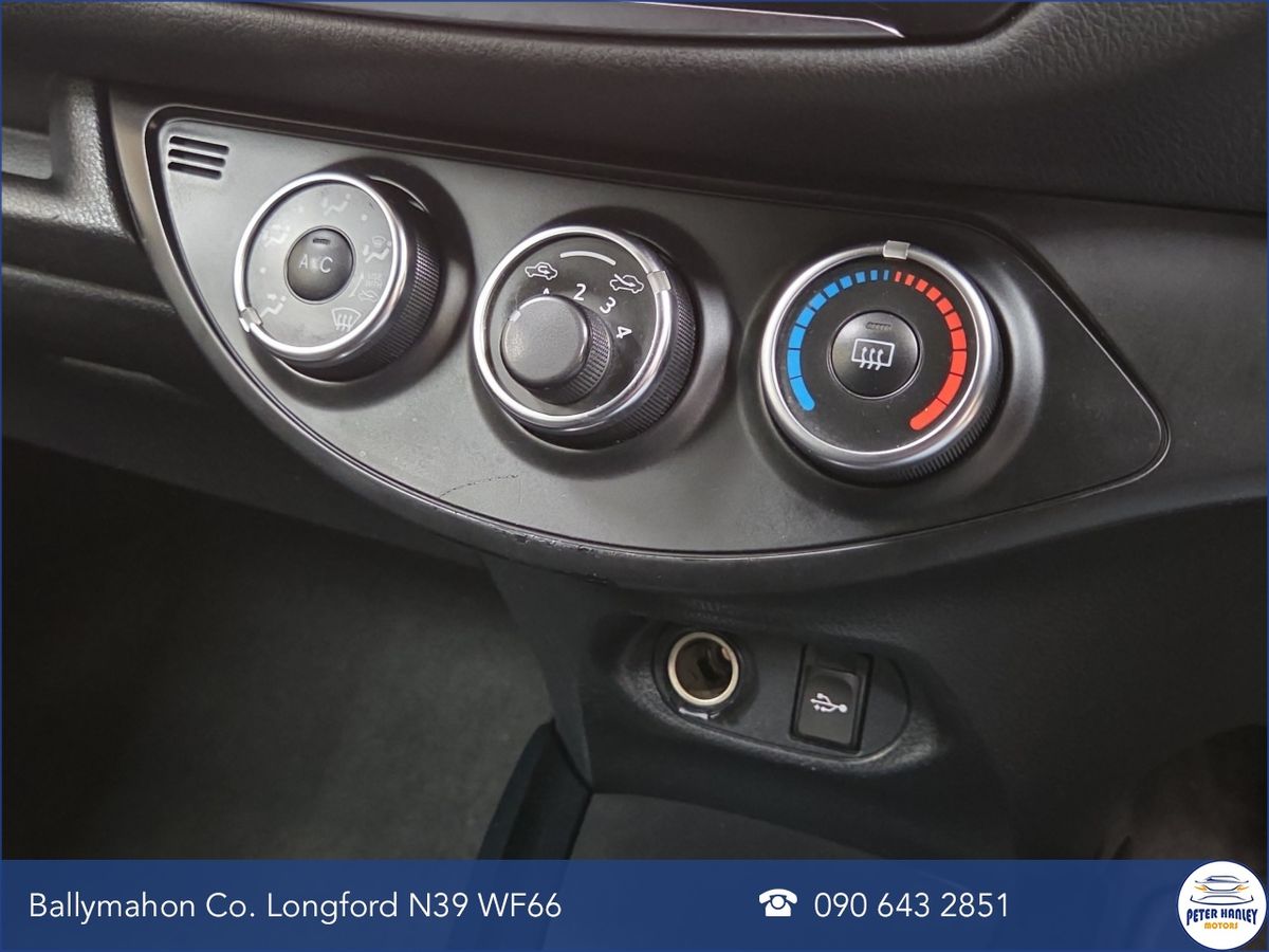 Toyota Yaris Yaris Design Vvt-I  Design  1.33 VVT-i