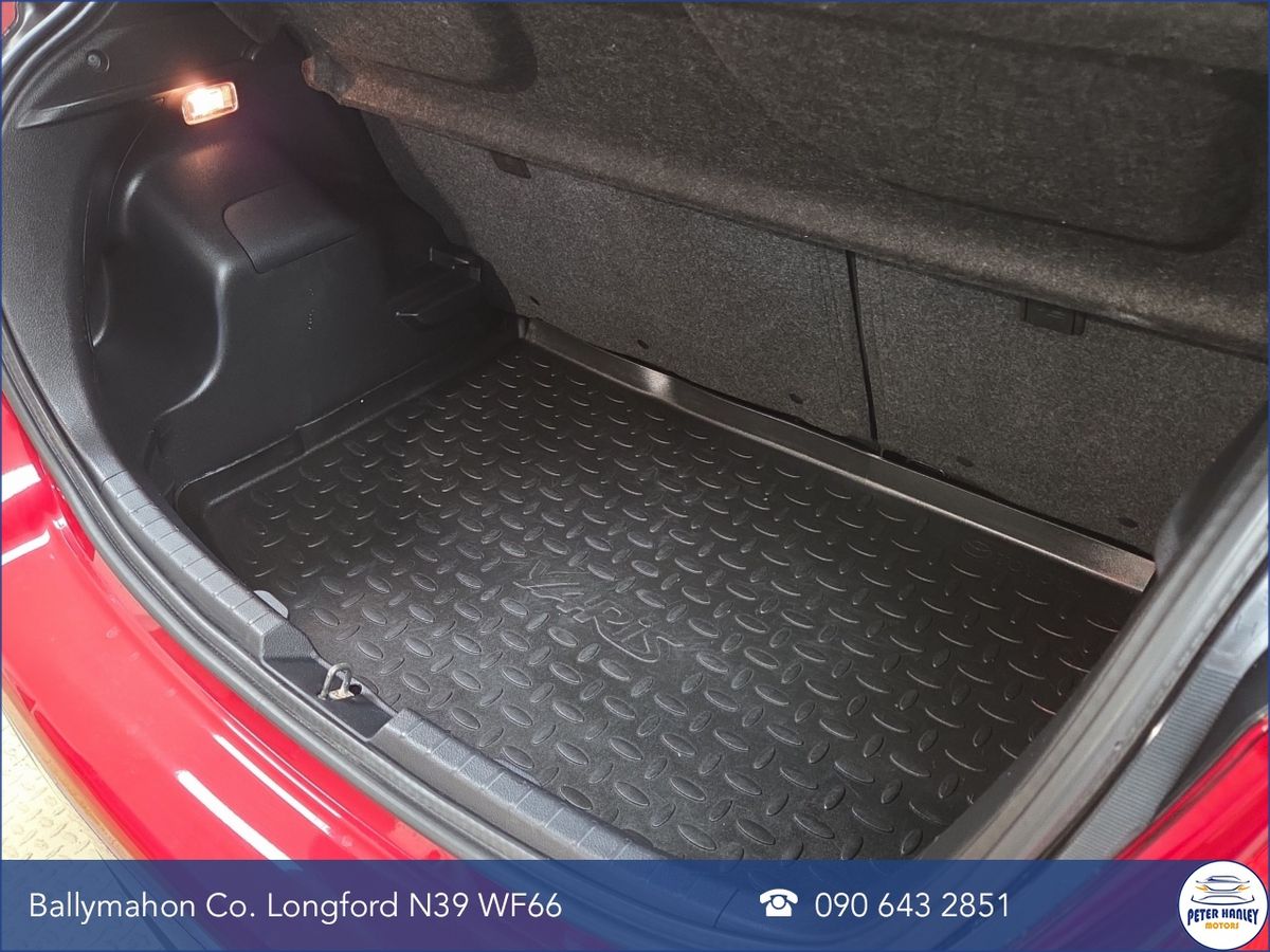 Toyota Yaris Yaris Design Vvt-I  Design  1.33 VVT-i