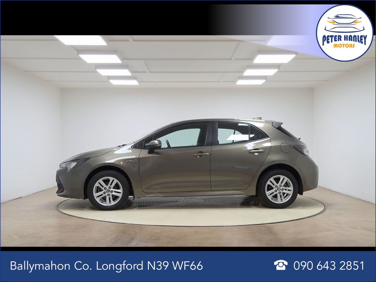 Toyota Corolla 1.8 Hybrid Luna Hatchback