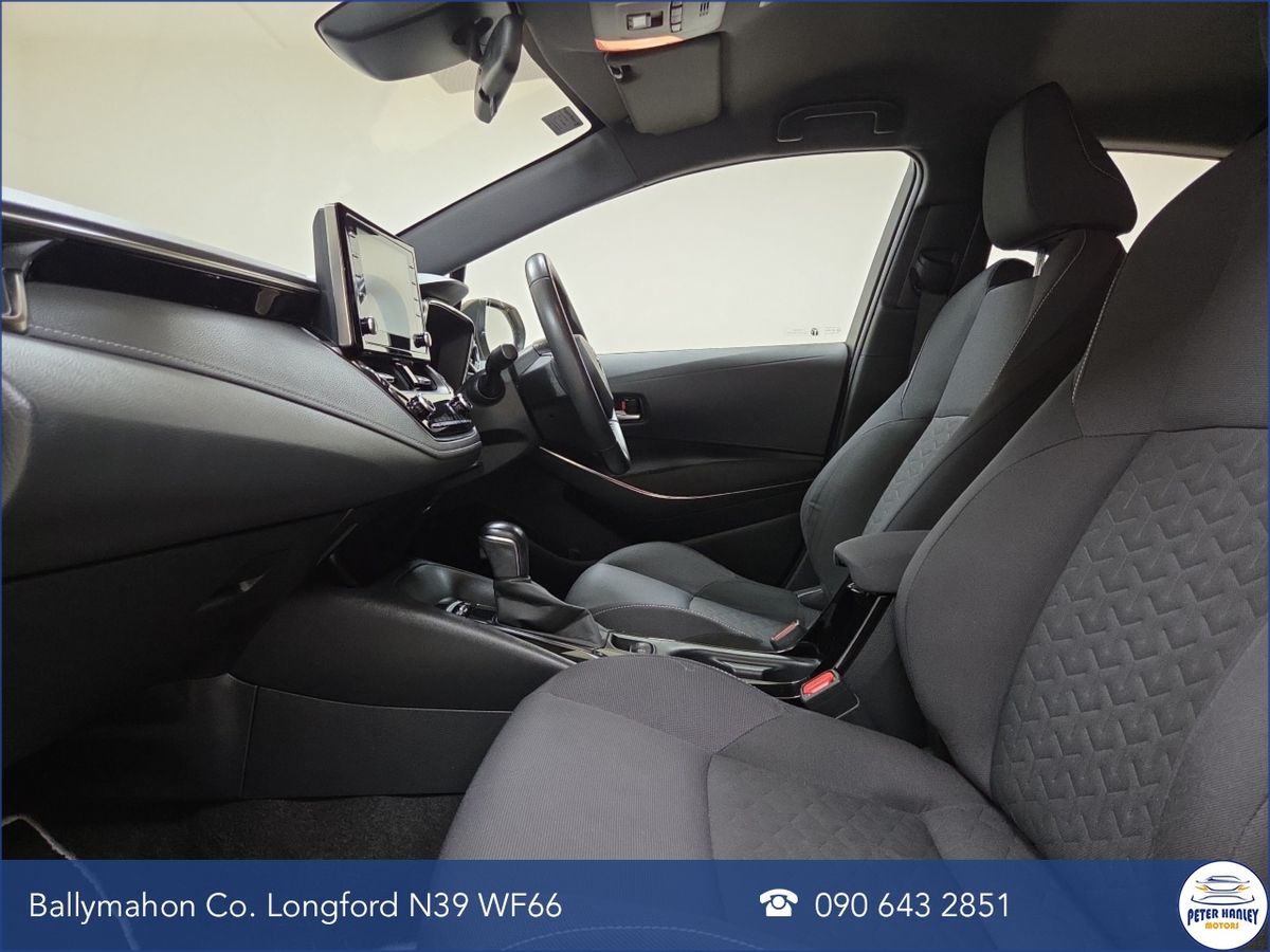 Toyota Corolla 1.8 Hybrid Luna Hatchback